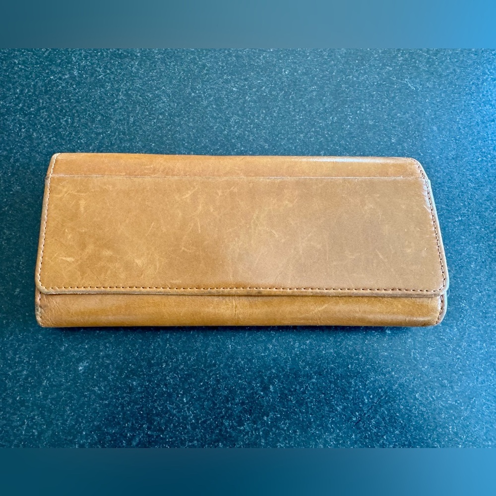 HOBO Brown Leather Wallet with Monochrome Pattern